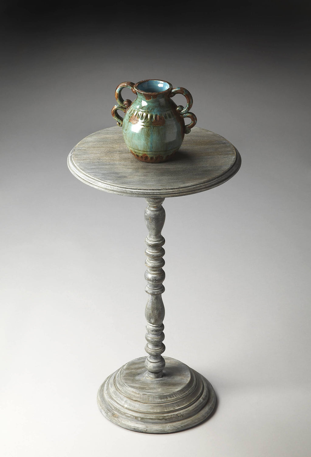 Pedestal Accent Table T3199