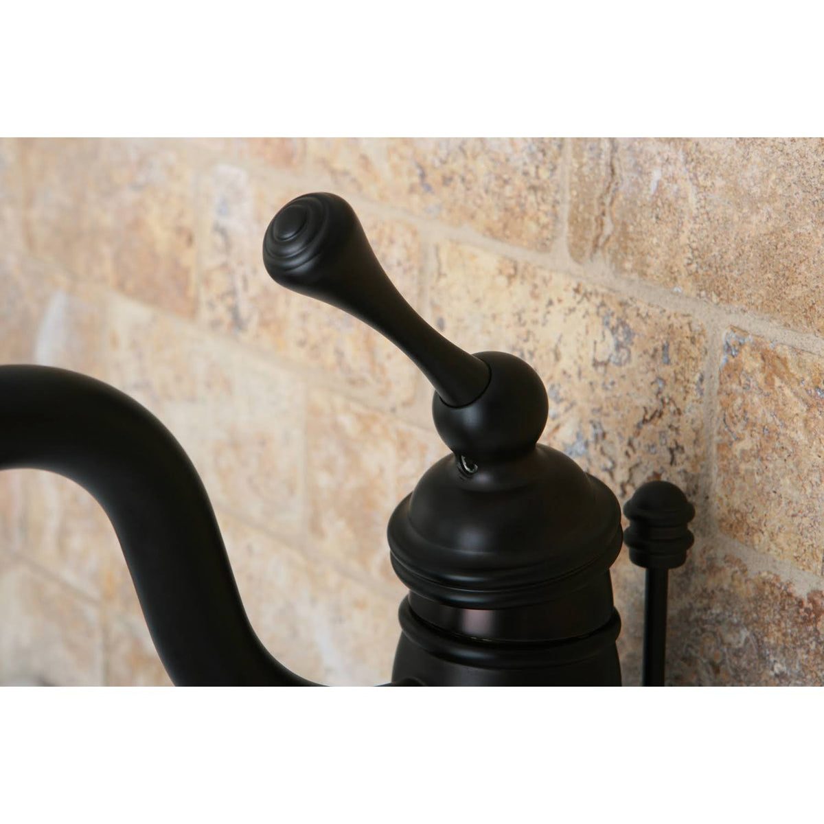 Oil Rubbed Bronze Single Handle Lavatory Faucet B20703