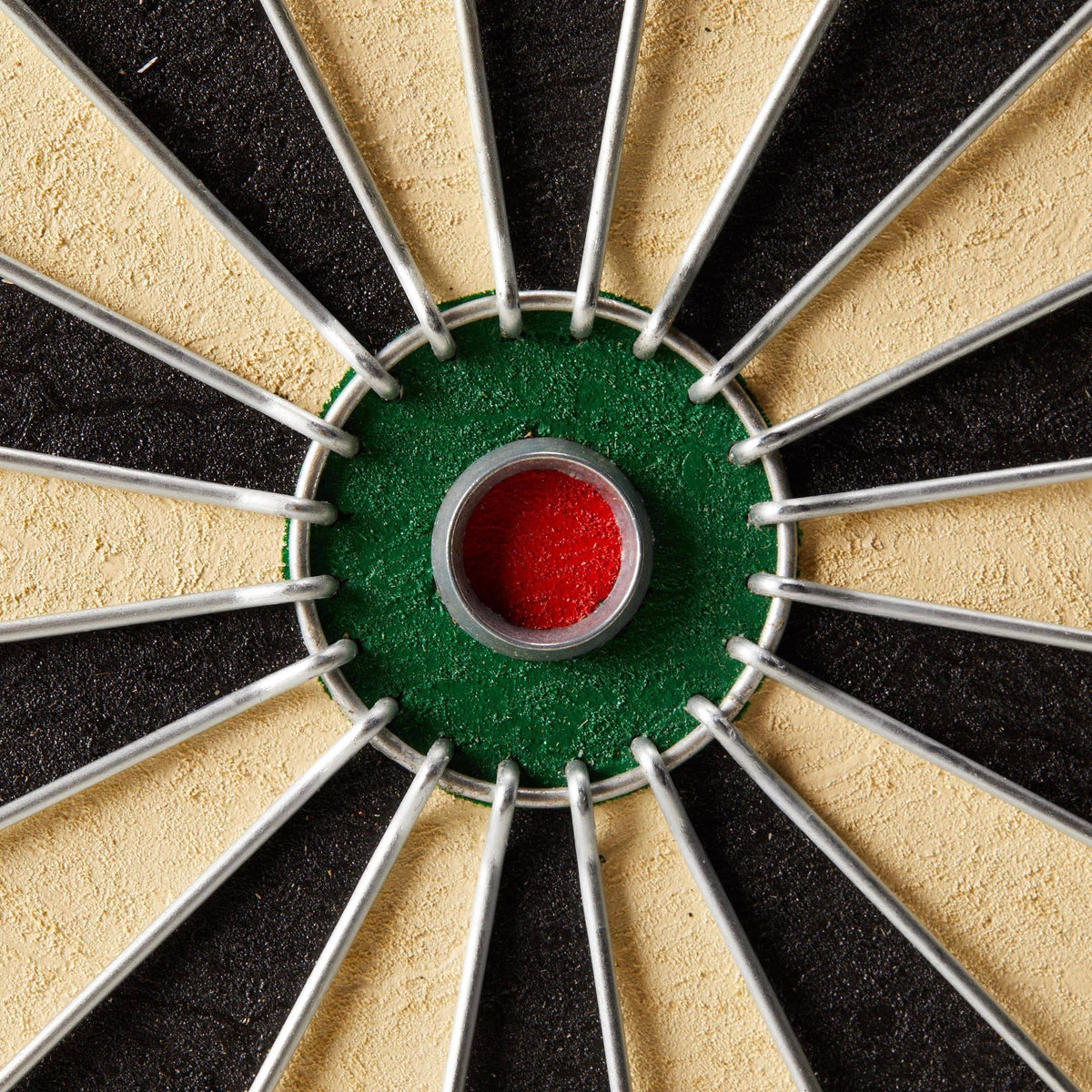 Traditional Club Dartboard V69384