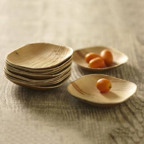 4 inch Square Palm Leaf Plate, 600 per Case F59919