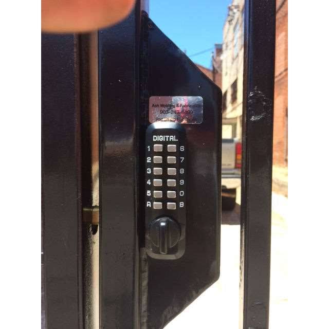 Black Mechanical Double Combination Deadbolt Lock N760041