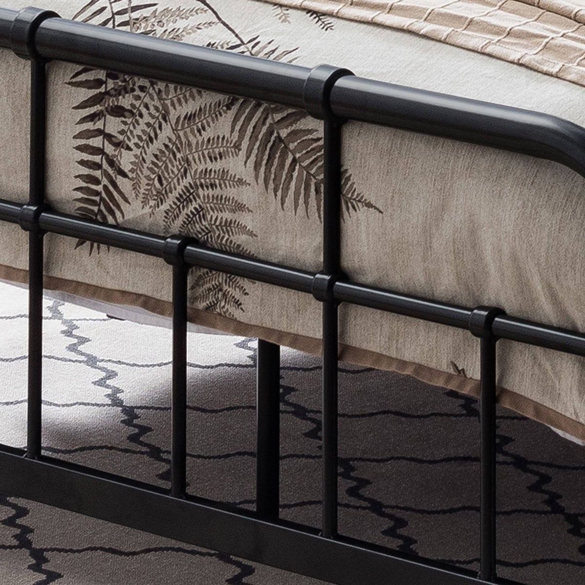 Iron Bed - Twin M489