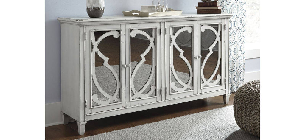 Accent Cabinet I913