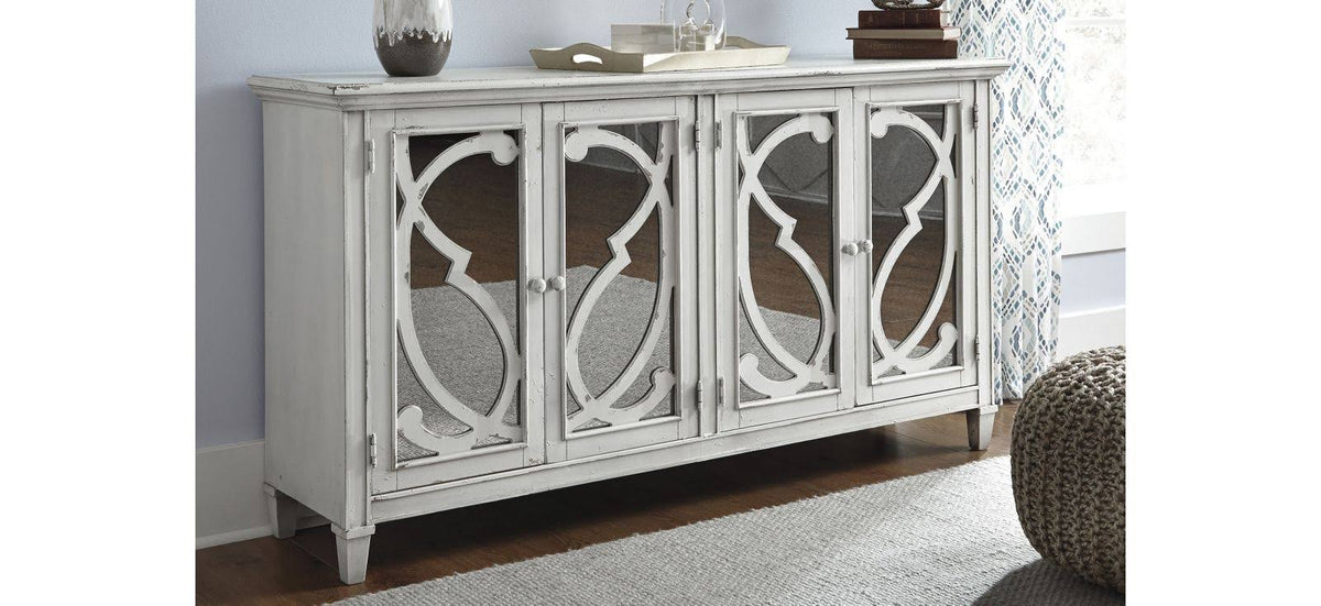 Accent Cabinet I913