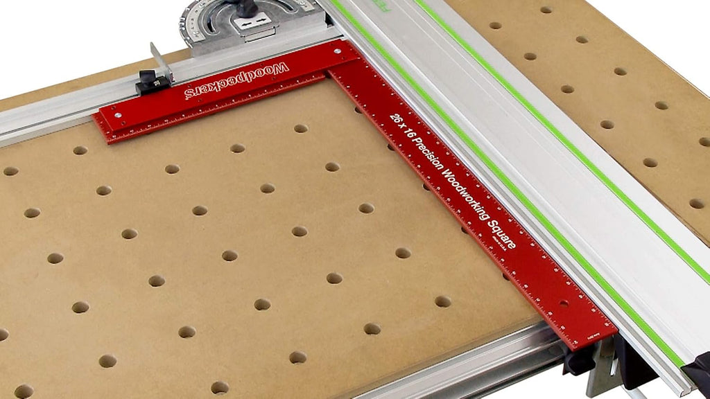 18 Woodworking Square with Case Y973442