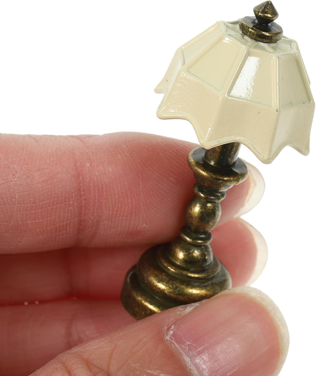 White Metal Desk Lamp 3pcs Dollhouse Miniature B8765