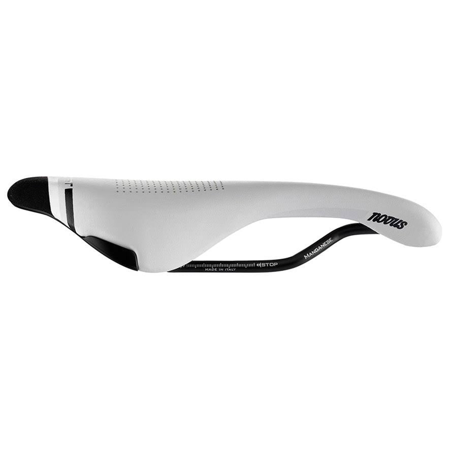 White Superflow Saddle W55444