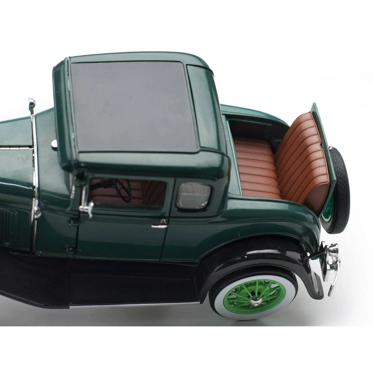 1/18 Diecast Model Car V17130