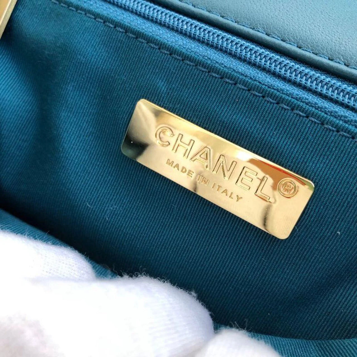 Teal Shoulder and Crossbody Bag J79531