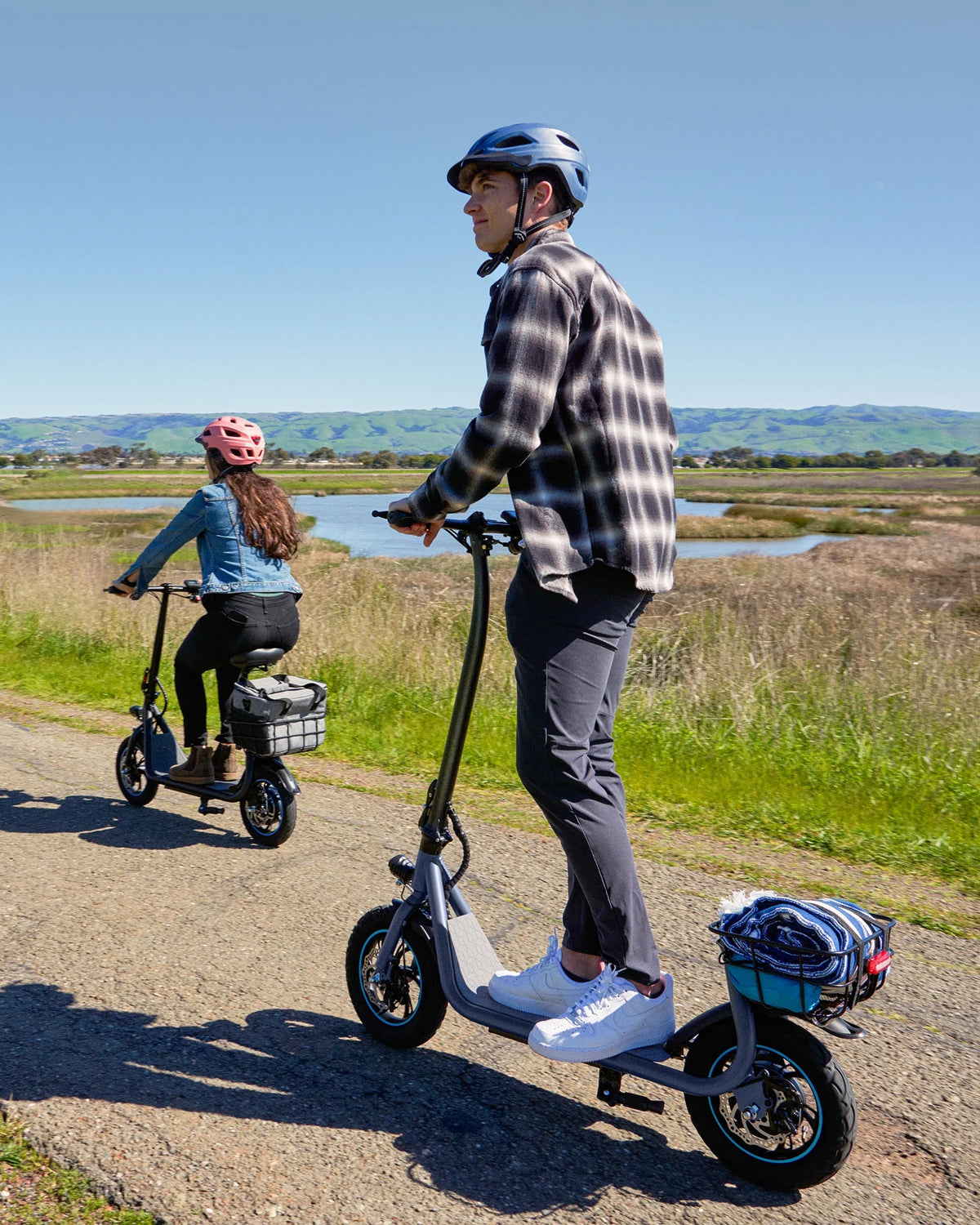 550W 12 inch Electric Scooter with Basket and Wide Deck O44537
