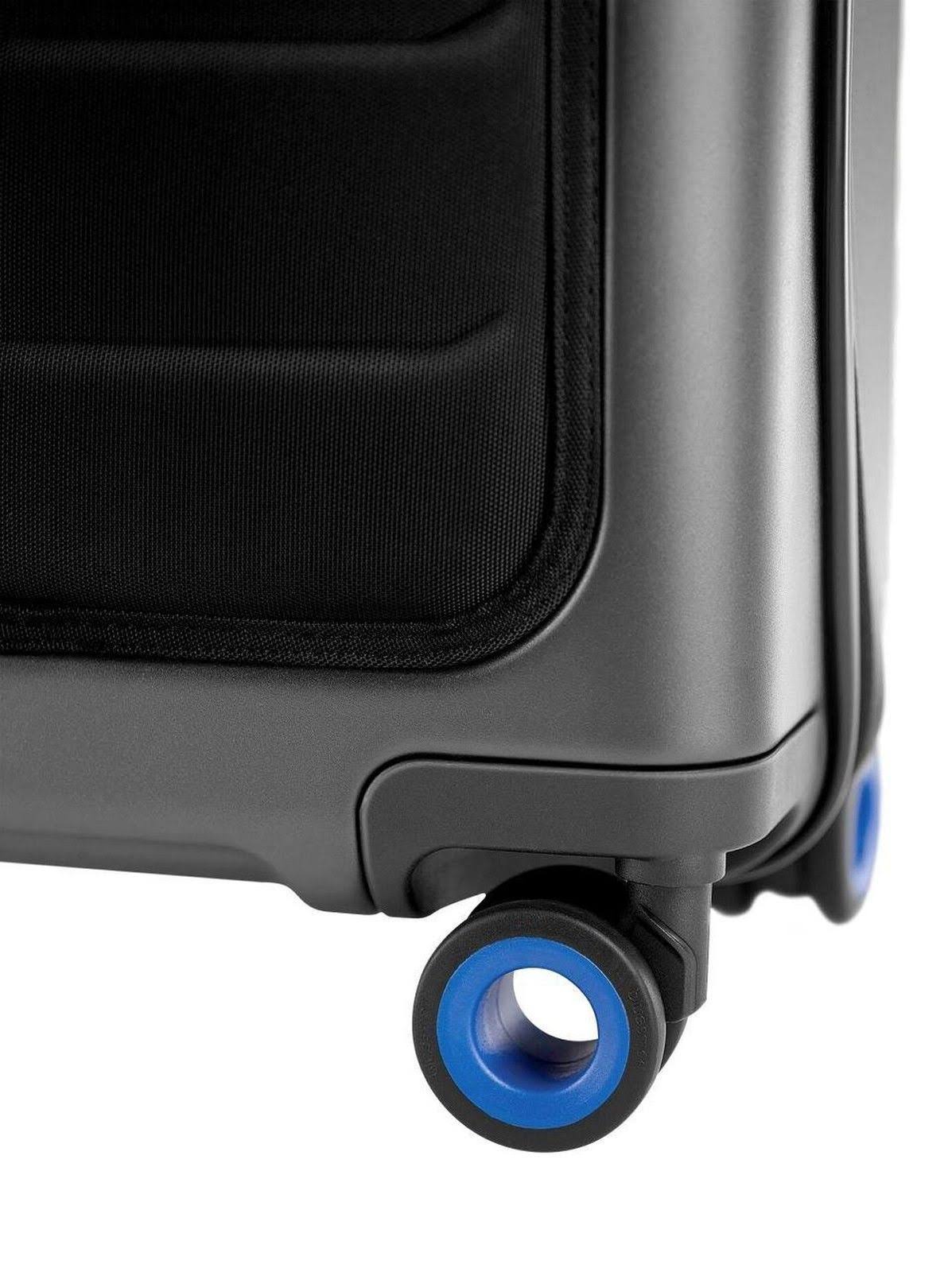 Black Smart Carry-On O241717