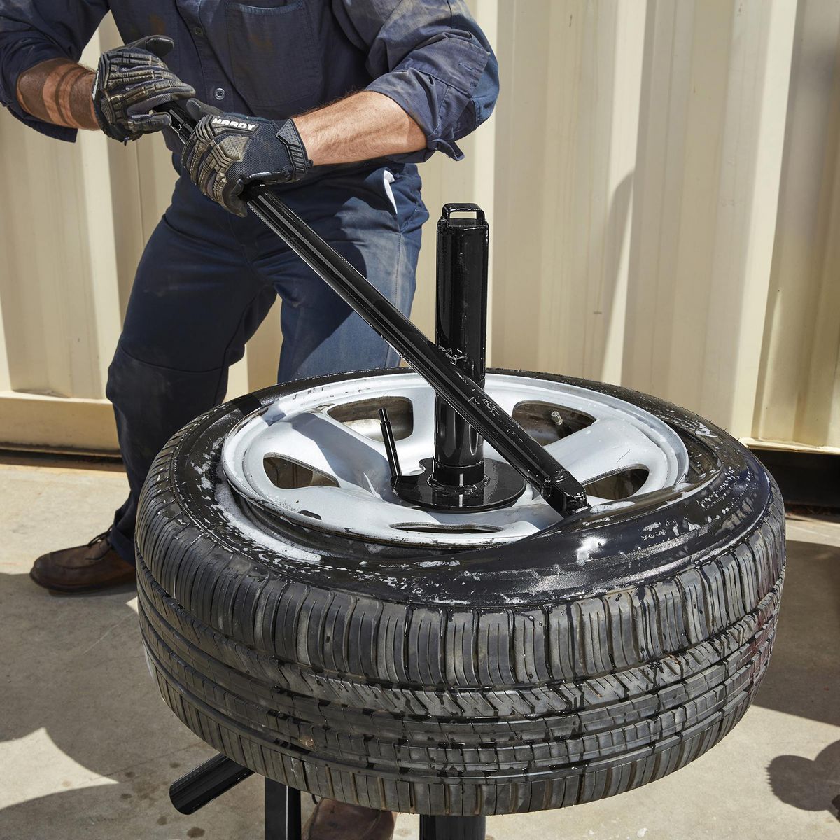 Manual Tire Changer J982587