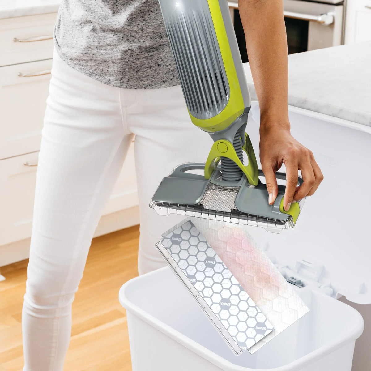 Disposable Hard Floor Vacuum and Mop Pad Refills 16 CT X10332
